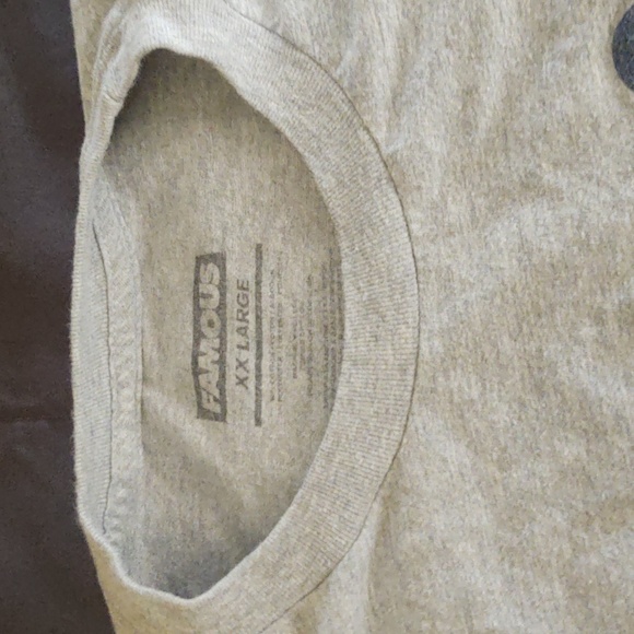 XXL Famous t shirt  Its not a tall person shirt but won't let me just put xxl - Picture 2 of 4